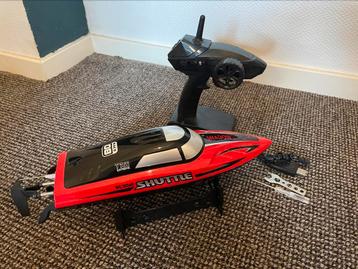 Afstandsbestuurbare/ radiografische speedboot (oplaadbaar)