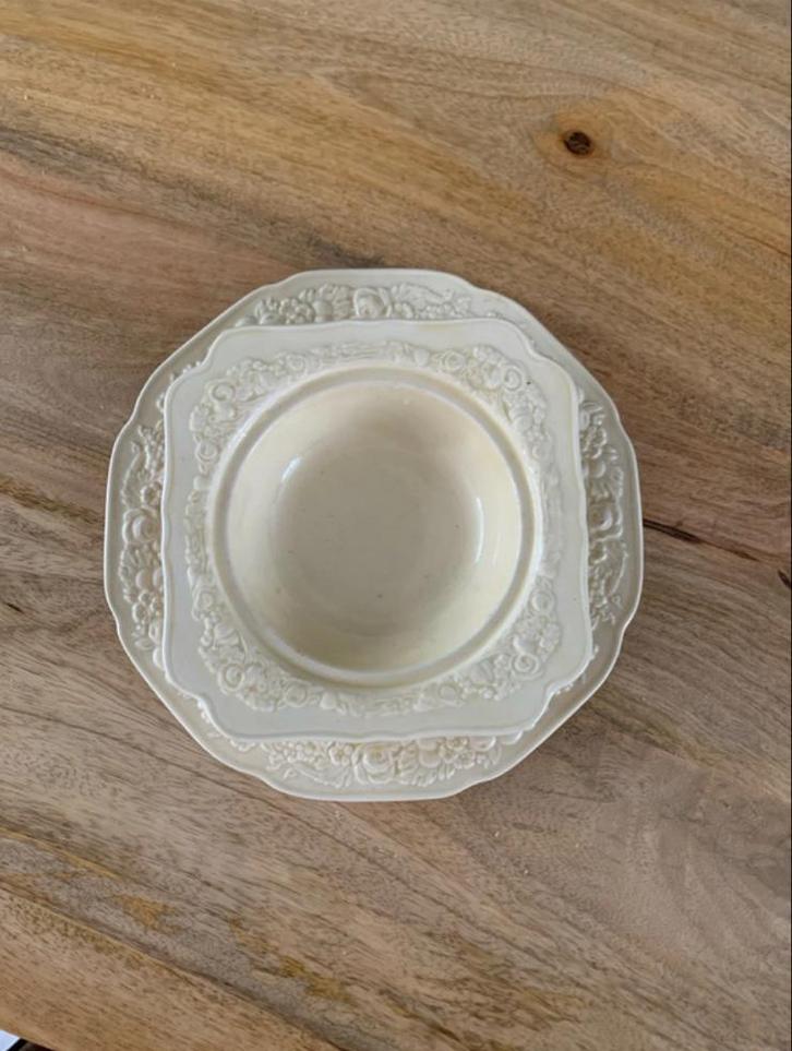 Crown Ducal Florentine Bordenset, Huis en Inrichting, Keuken | Servies, Gebruikt, Bord(en), Overige stijlen, Aardewerk, Ophalen of Verzenden