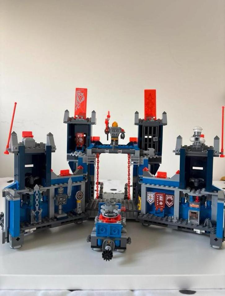 Lego 70317 Nexo Knigts Fortrex, Kinderen en Baby's, Speelgoed | Duplo en Lego, Zo goed als nieuw, Ophalen of Verzenden