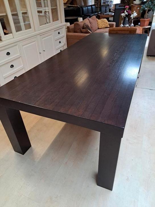 Robuust en modern. zeer mooie eetkamertafel ! 280x115, Huis en Inrichting, Tafels | Eettafels, Zo goed als nieuw, 100 tot 150 cm