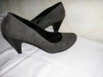 Pumps van NOVOCENTO maat 41, Ophalen of Verzenden, Zo goed als nieuw, Grijs, NOVOCENTO