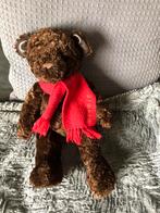 Mooiebruine beer met rode sjaal, Verzamelen, Beren en Cherished Teddies, Ophalen of Verzenden, Nieuw, Stoffen beer, Overige merken
