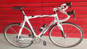 I.g.st goede mooie racefiets Pinarello Carbon 59cm 30 speed beschikbaar voor biedingen