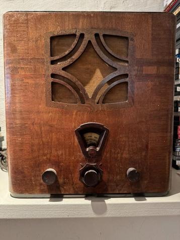Antieke Philips radio, type 736A beschikbaar voor biedingen