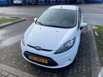 Ford Fiësta 1.25 44KW 5DR 2012 Wit beschikbaar voor biedingen