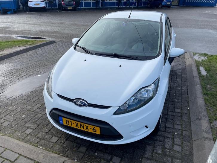Ford Fiësta 1.25 44KW 5DR 2012 Wit, Auto's, Ford, Particulier, Fiësta, ABS, Isofix, USB, Benzine, B, Hatchback, Handgeschakeld
