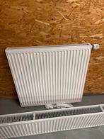 Radiator 7 jr oud 900x900 21s compleet met kraan en beugels, Doe-het-zelf en Verbouw, Ophalen, Gebruikt, Radiator, 60 tot 150 cm