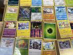 pokemon kaarten - meerdere stuks zie foto, Hobby en Vrije tijd, Verzamelkaartspellen | Pokémon, Ophalen of Verzenden, Zo goed als nieuw
