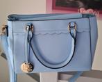 Prachtige dames tas in mooie licht blauwe kleur, Sieraden, Tassen en Uiterlijk, Tassen | Damestassen, Ophalen of Verzenden, Zo goed als nieuw