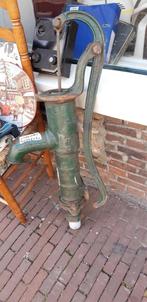 Waterpomp. Gietijzeren waterpomp. Waterbak pomp., Ophalen, Gebruikt, Handmatig, Overige typen