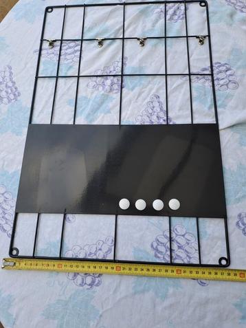 te koop een metalen memo bord  zgan  beschikbaar voor biedingen