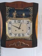 Odo Wandklok - klokkenluider, Antiek en Kunst, Antiek | Klokken, Ophalen of Verzenden