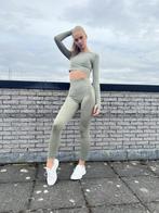 Sport Kleding | Nieuw, Volledige Set, Maat 46/48 (XL) of groter, Nieuw, Ophalen of Verzenden, Fitness of Aerobics