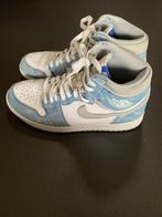 Air Jordan 1 High - Hyper Royal - Maat 43 (9.5US), Blauw, Ophalen of Verzenden, Sneakers of Gympen, Gedragen