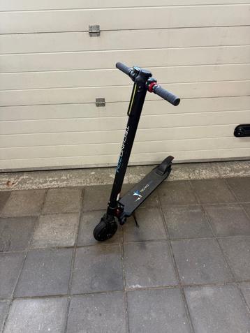 Technozom S12 - Techno LITE elektrische step, kleur zwart beschikbaar voor biedingen