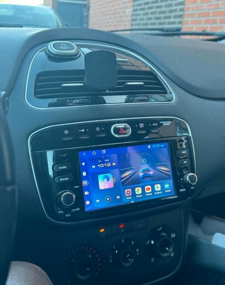 Fiat Punto Evo grande Linea | 2009 - 2018 | Autoradio, Auto diversen, Autoradio's, Nieuw, Ophalen of Verzenden