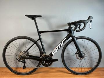 Nieuwe BMC Teammachine five carbon Shimano 105 2x12 beschikbaar voor biedingen