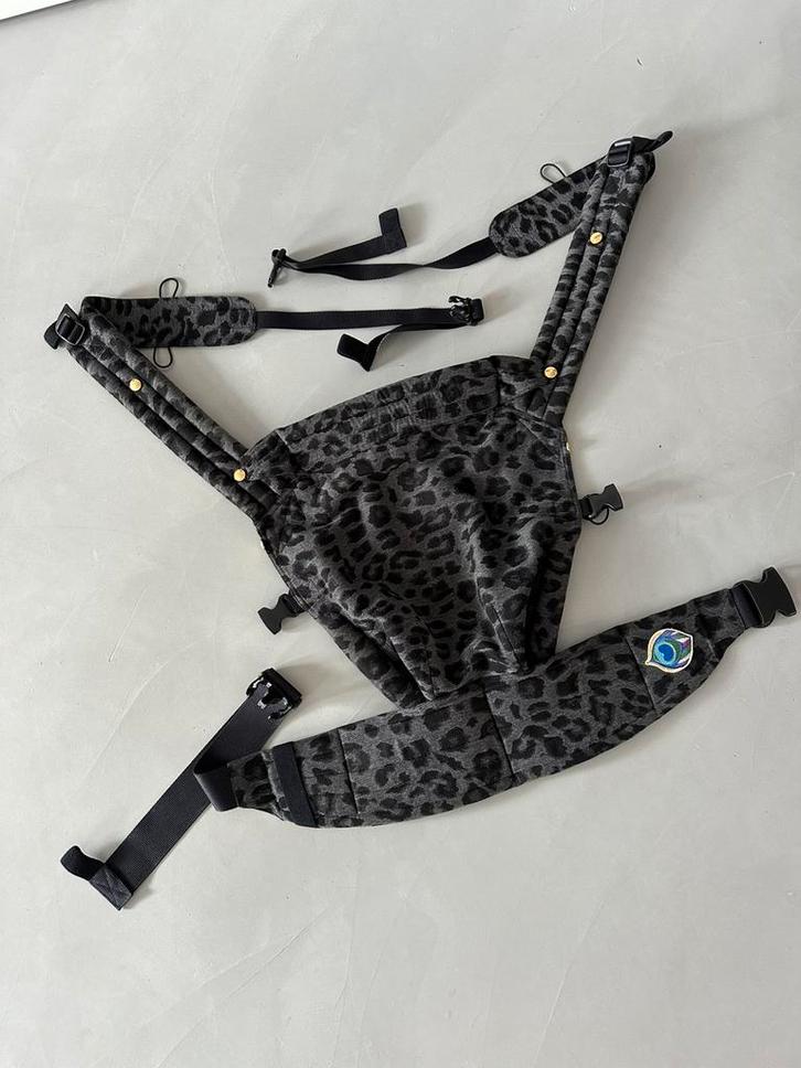 Artipoppe draagzak, Kinderen en Baby's, Babydragers en Draagdoeken, Zo goed als nieuw, Draagzak, Ophalen