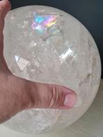 XL Regenboog bergkristal kwarts bol 16 cm & ruim 5 kilo!, Verzenden, Mineraal