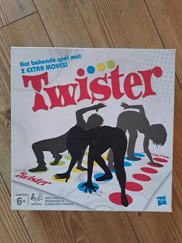 Twister bordspel - Plezier voor jong en oud! beschikbaar voor biedingen