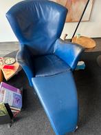 Donkerblauwe Montis Fauteuil met Voetenbank, Huis en Inrichting, Ophalen of Verzenden, Gebruikt, Leer, 75 tot 100 cm