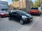 Peugeot 107 1.0 Access Accent Sport 2e Eigenaar! Airco NAP A, Voorwielaandrijving, Euro 5, Gebruikt, 4 stoelen