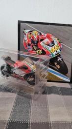 Rossi Ducati in verpakking  gp 12.   1:10, Hobby en Vrije tijd, Ophalen of Verzenden, Zo goed als nieuw, Motor