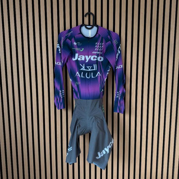 MAAP CC - World Tour Team Jayco Alula tijdritpak 2025, Fietsen en Brommers, Fietsaccessoires | Fietskleding, Nieuw, Dames, Heren