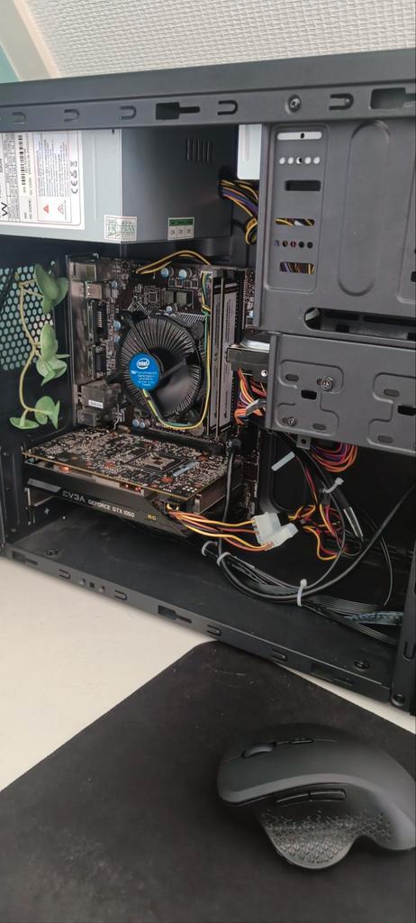 Gaming pc, Computers en Software, Desktop Pc's, Zo goed als nieuw, 3 tot 4 Ghz, HDD, 16 GB, Met videokaart, Gaming, Ophalen of Verzenden