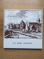 Mosa tegel “Het dorp Leusden” – vintage wandtegel Holland, Antiek en Kunst, Antiek | Wandborden en Tegels, Ophalen of Verzenden