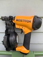 Bostitch RN46 tacker & ca. 10.000 spijkers, Ophalen, Zo goed als nieuw
