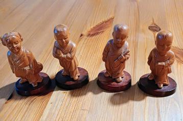 4 Houten Chinese Figuurtjes met Keurmerk beschikbaar voor biedingen