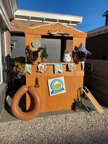 Oktoberfeest Bar en decoratie en spellen TE HUUR beschikbaar voor biedingen
