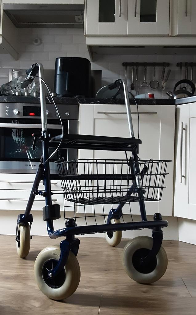 Rollator, Diversen, Rollators, Ophalen