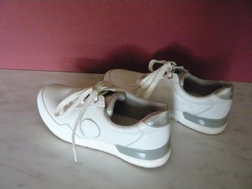 Footflexx sneakers wit 5x gedragen zgan mt 39, Kleding | Dames, Schoenen, Zo goed als nieuw, Sneakers of Gympen, Wit, Ophalen of Verzenden