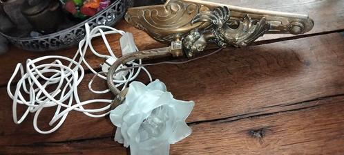 Grote Antieke messing lamp met glazen kap wandlamp, Antiek en Kunst, Antiek | Lampen, Ophalen of Verzenden