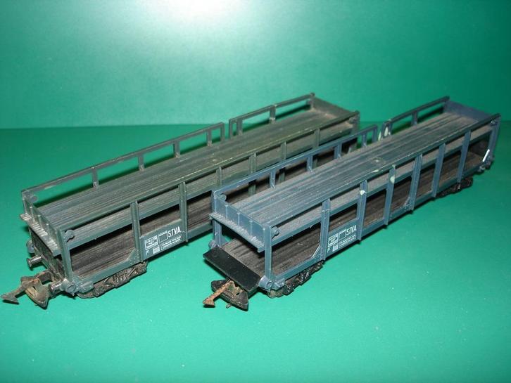 Aangeboden een 2 autotranssporters van JOUEF, Hobby en Vrije tijd, Modeltreinen | H0, Gebruikt, Wagon, Gelijkstroom, Jouef, Analoog