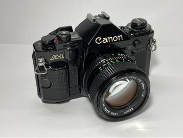 Spiegelreflex camera's analoog beschikbaar voor biedingen