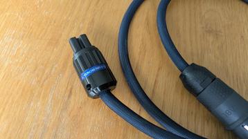 Shunyata Venom NR V12 high end stroomkabel beschikbaar voor biedingen