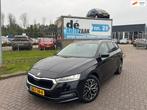 Skoda Octavia Combi 1.0 TSI Ambition, Parkeersensor, Gebruikt, Euro 6, Zwart