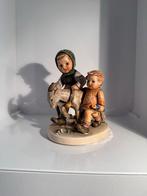 Goebel Hummel Zuster Maria Innocentia #334, Antiek en Kunst, Ophalen of Verzenden