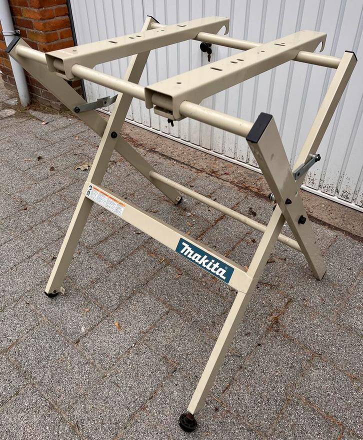 Makita Tafelzaag Onderstel - Inklapbaar, Doe-het-zelf en Verbouw, Werkbanken, Gebruikt, Minder dan 70 cm, Inklapbaar, Ophalen of Verzenden