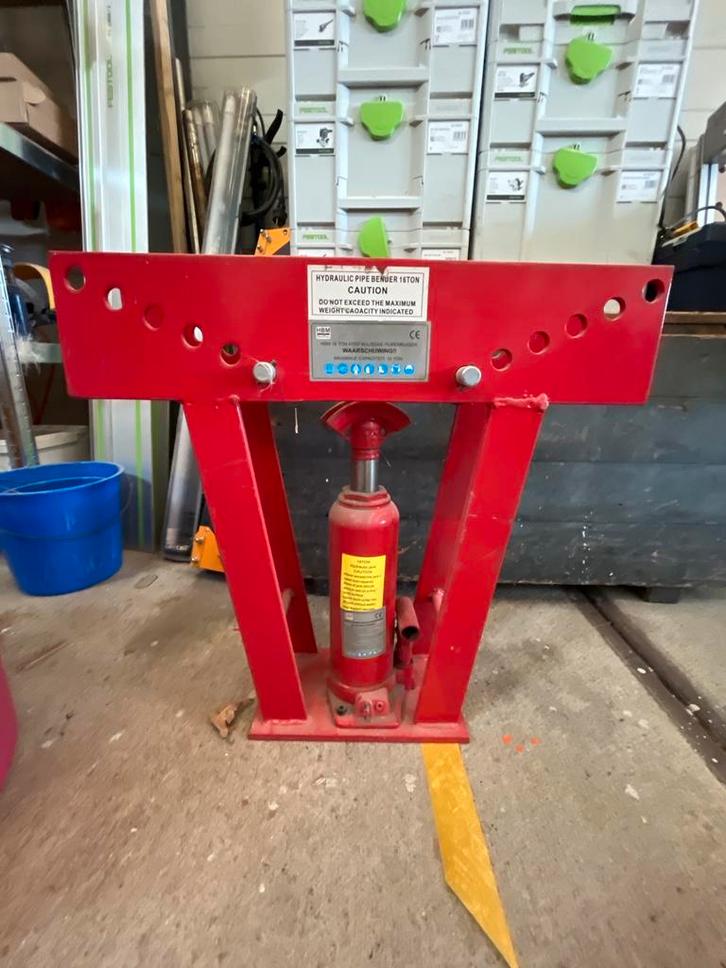HBM hydrolische pijpen buiger, Doe-het-zelf en Verbouw, Gereedschap | Handgereedschap, Ophalen