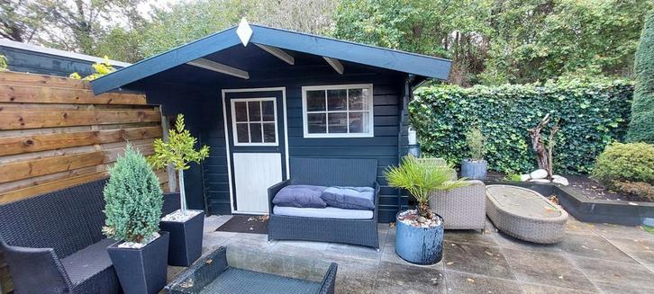 Tuinhuis met overkapping - Gebruikt, Redelijke staat, Tuin en Terras, Tuinhuizen, Gebruikt, Overige typen, Hout, Ophalen of Verzenden
