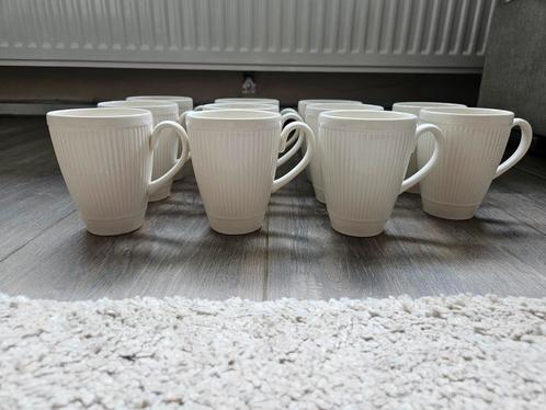 11 Wedgwood bekers, Huis en Inrichting, Keuken | Servies, Gebruikt, Kop(pen) en/of Schotel(s), Wedgwood, Ophalen