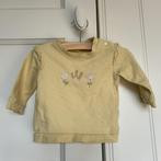 Lichtgele sweater - mt 62, Kinderen en Baby's, Babykleding | Maat 62, Ophalen of Verzenden, Zo goed als nieuw, Meisje, Truitje of Vestje