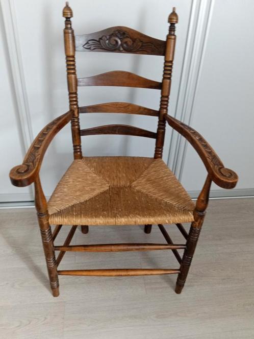 Antieke stoel met rotan zitting, Antiek en Kunst, Antiek | Meubels | Stoelen en Banken, Ophalen