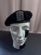 Vintage BB Damesbaret - Koude Oorlog - Maat 52, Ophalen of Verzenden
