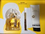 Daisy [Marc Jacobs] 100ml + handcream, Ophalen of Verzenden, Zo goed als nieuw, Figuurtje