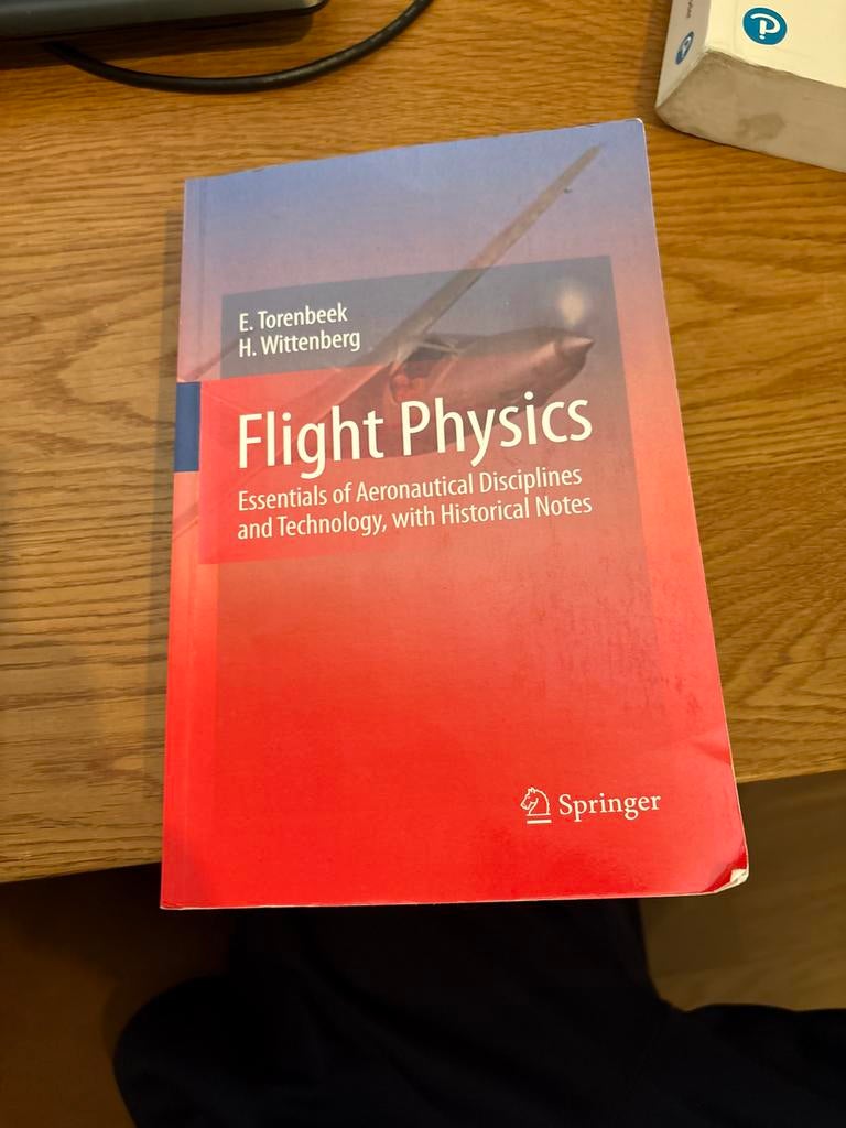 Flight Physics - HBO Aviation Studieboek Jaar 1, Ophalen of Verzenden, Zo goed als nieuw, Overige onderwerpen